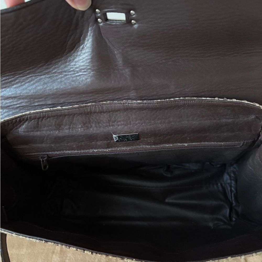 Chic Tan Python/Snakeskin Handbag - image 7